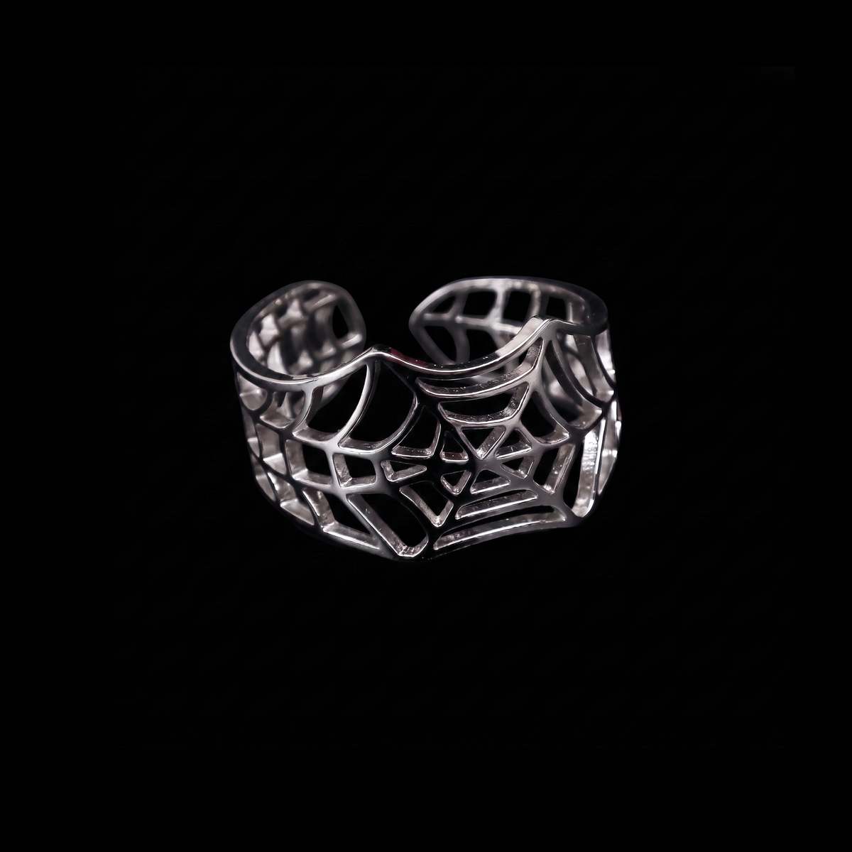 Webbed Adjustable Ring